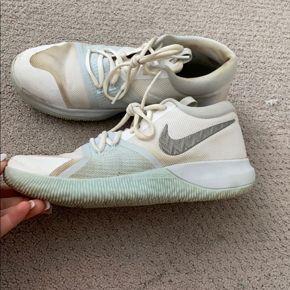 basketball shoes